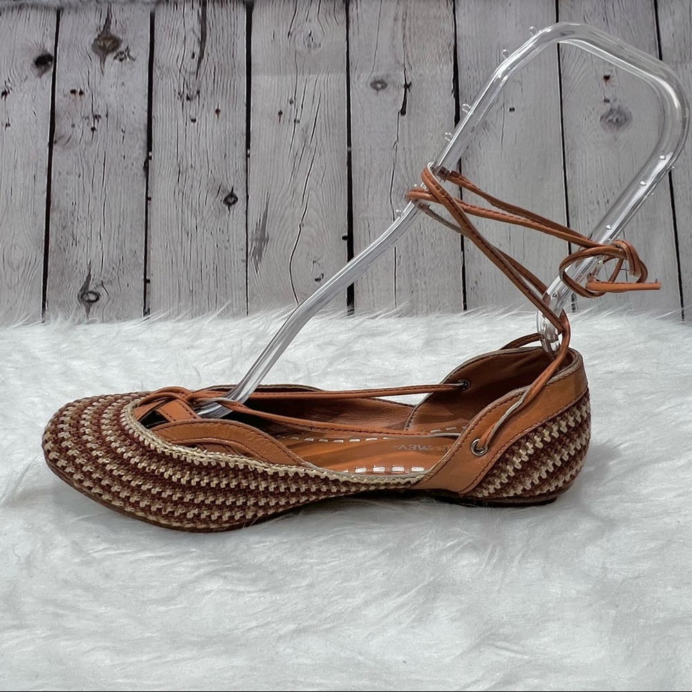 Berne Mev Tan Ankle Strap Flat Shoes 7